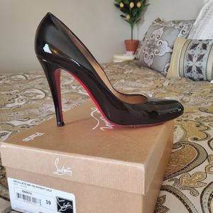 Christian Louboutin decollete 868 black patent